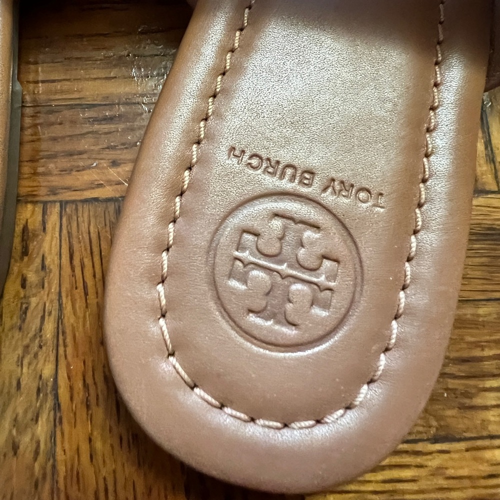 Tory Burch Sandals Excellent Condition sz 9 brown Flip Flop - Picture 5 of 12